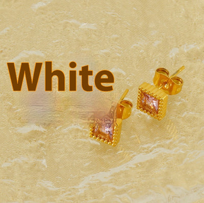 ca94b472b5518bdf702d354f46fa1932